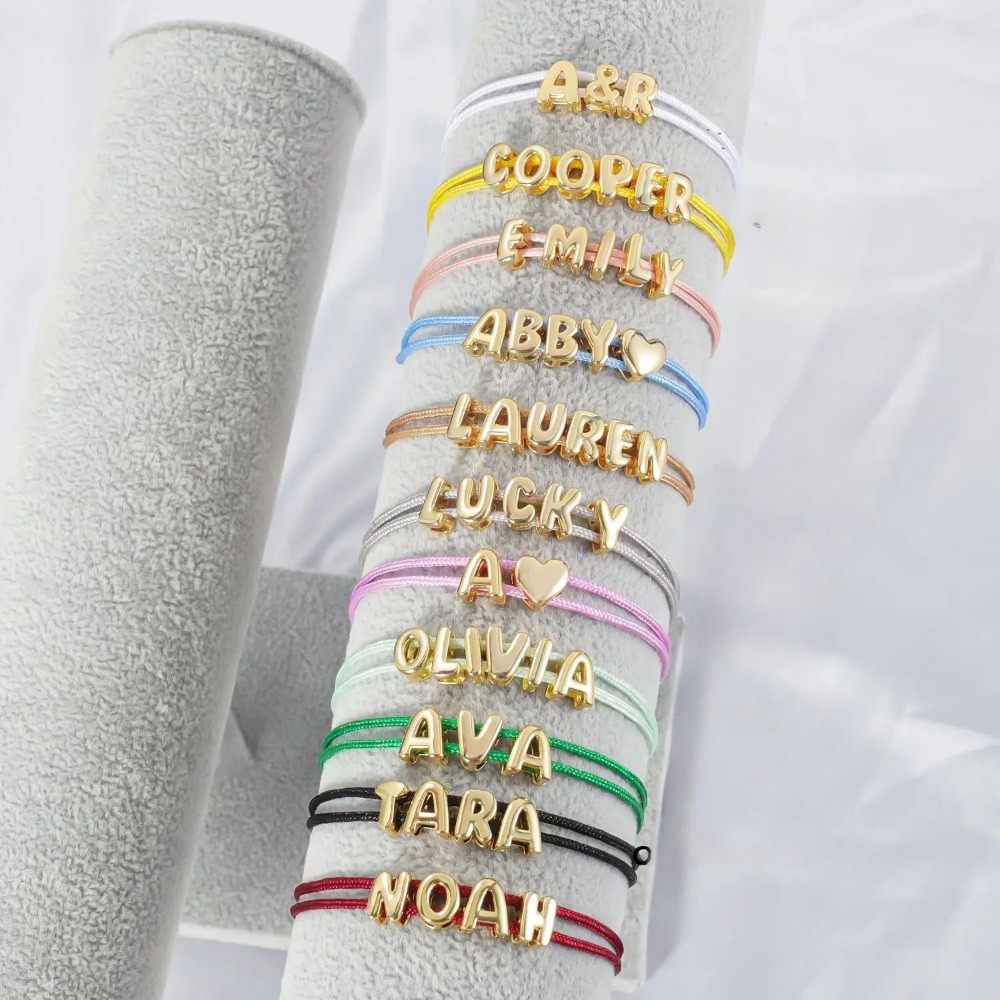 Pulseira personalizada com nom - Embroidery Charm avaliação e preço